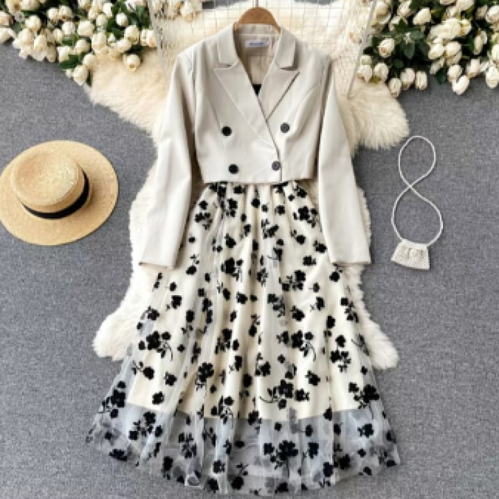 crop blazer skirt set